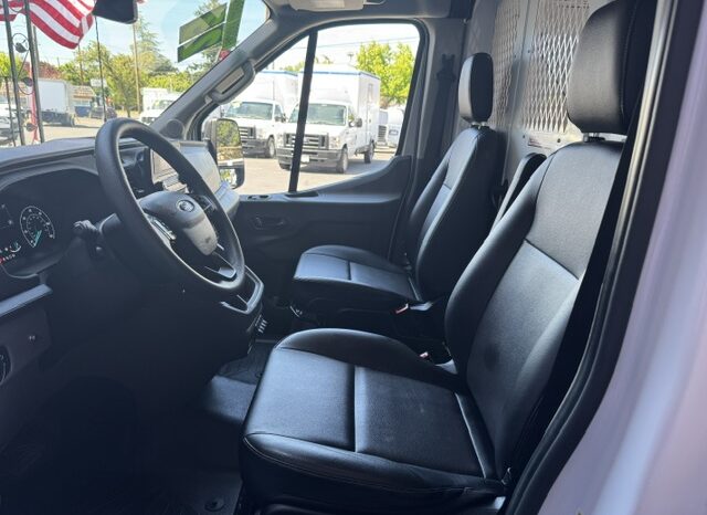 
								2023 Ford Transit 250 MEDIUM ROOF Cargo Van full									