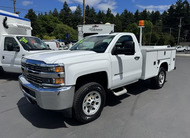 
								2016 Chevrolet Silverado 3500 Regular Cab **KNAPHEIDE 8ft UTILITY BED** Truck full									