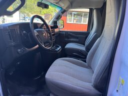 
										2020 Chevrolet Express 3500 Cutaway Van **12ft BOX** full									