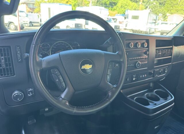 
								2020 Chevrolet Express 3500 Cutaway Van **12ft BOX** full									
