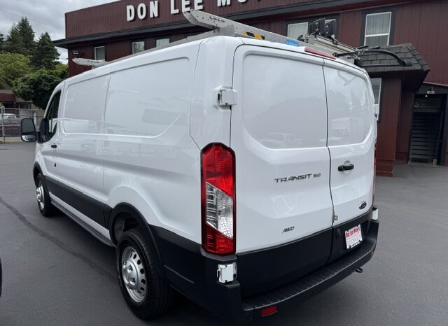
								2022 Ford Transit 150 Low Roof Cargo Van **ALL WHEEL DRIVE** full									