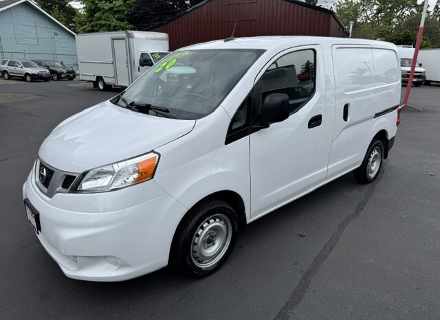 
								2020 Nissan NV200 Cargo Van full									