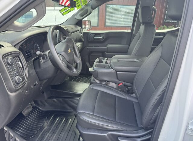 
								2023 Chevrolet Silverado 1500 DOUBLE CAB 4×4 Pickup full									