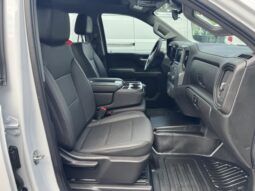
										2023 Chevrolet Silverado 1500 DOUBLE CAB 4×4 Pickup full									