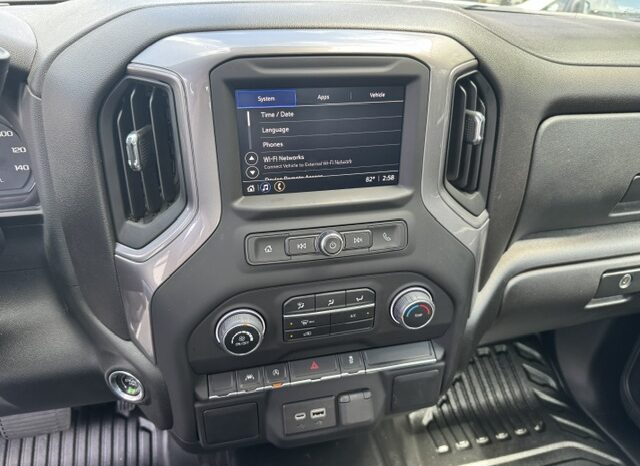 
								2023 Chevrolet Silverado 1500 DOUBLE CAB 4×4 Pickup full									
