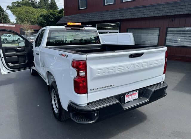 
								2023 Chevrolet Silverado 1500 DOUBLE CAB 4×4 Pickup full									