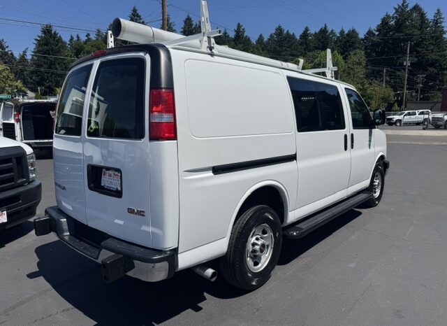 
								2020 GMC Savana 2500 Cargo Van full									