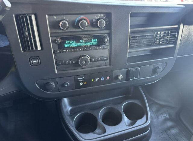 
								2020 GMC Savana 2500 Cargo Van full									