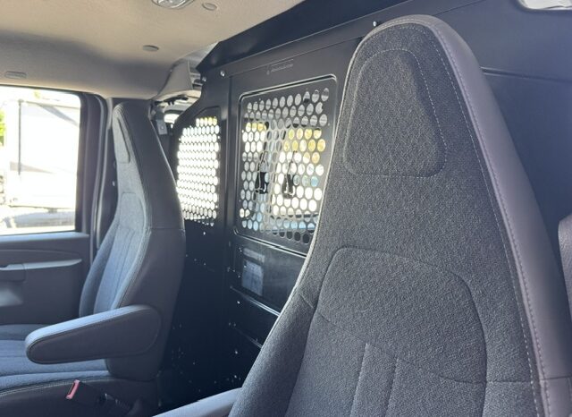 
								2020 GMC Savana 2500 Cargo Van full									