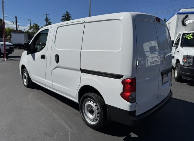 
								2020 Nissan NV200 Cargo Van full									