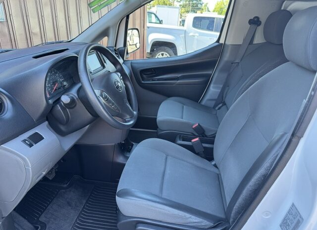 
								2020 Nissan NV200 Cargo Van full									