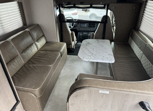 
								2019 Chevrolet Express 4500 Coachmen Freelander 26DS MotorHome full									