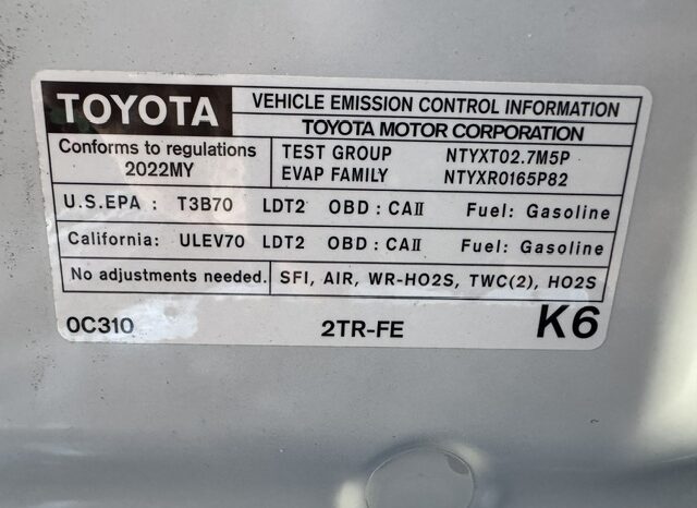 
								2022 Toyota Tacoma Access Cab Pickup full									