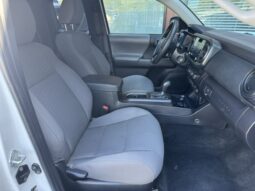 
										2022 Toyota Tacoma Access Cab Pickup full									