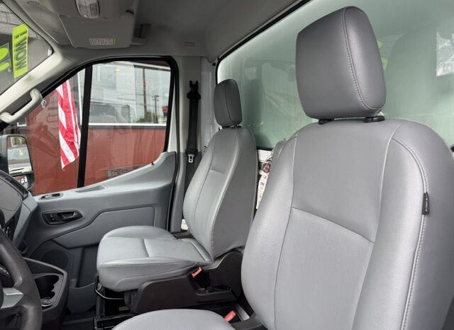 
								2019 Ford Transit 350 **12ft BOX** Van full									