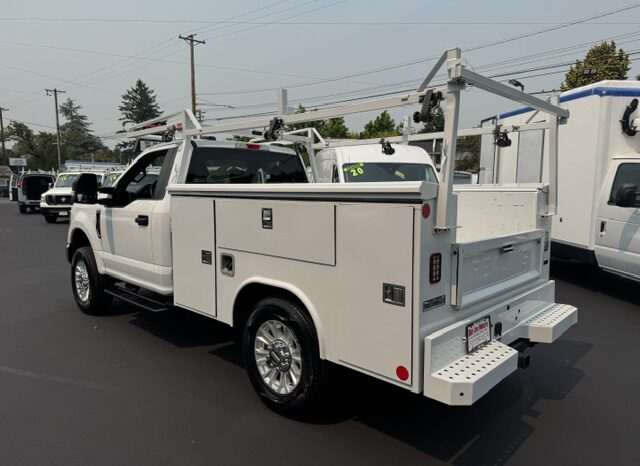 
								2022 Ford F250 Regular Cab 4×4 Pickup **8′ UTILITY BOX** full									