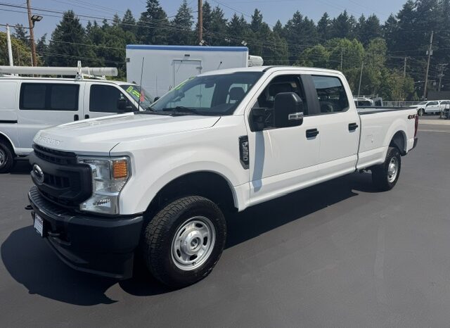 
								2022 Ford F250 Crew Cab 4×4 Pickup **8ft LONG BED** full									