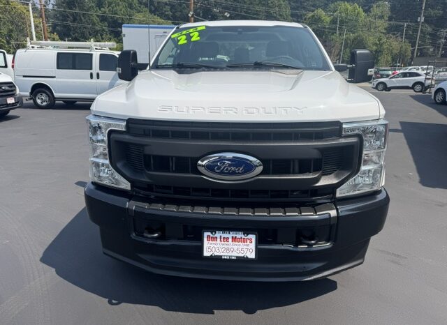 
								2022 Ford F250 Crew Cab 4×4 Pickup **8ft LONG BED** full									