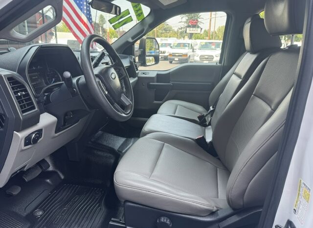 
								2022 Ford F250 Crew Cab 4×4 Pickup **8ft LONG BED** full									