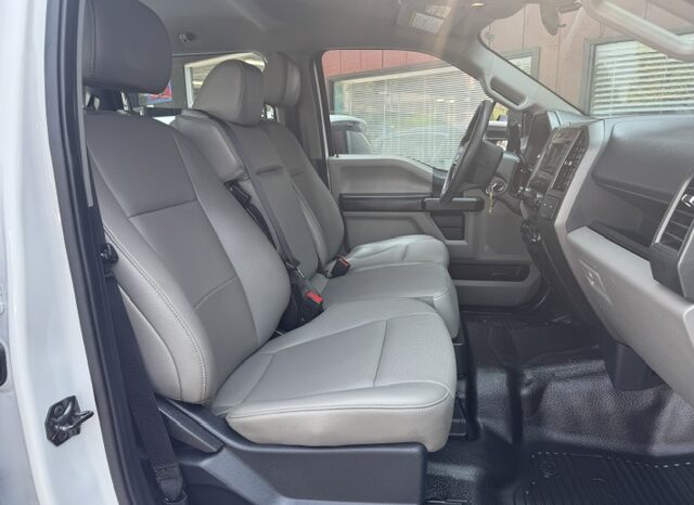 
								2022 Ford F250 Crew Cab 4×4 Pickup **8ft LONG BED** full									