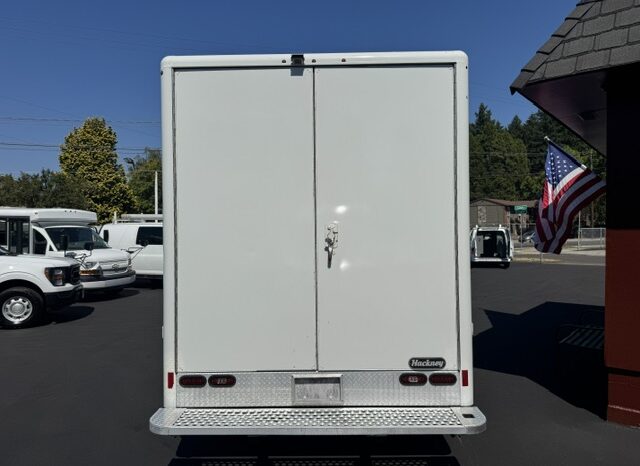 
								2017 Isuzu NPR Tilt Cab **14ft BOX** full									