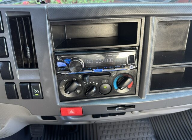 
								2017 Isuzu NPR Tilt Cab **14ft BOX** full									
