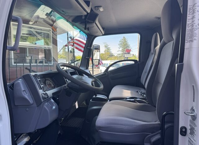 
								2017 Isuzu NPR Tilt Cab **14ft BOX** full									