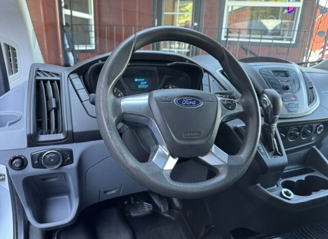 
								2019 Ford Transit 250 MEDIUM ROOF Cargo Van full									
