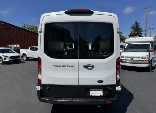 
								2019 Ford Transit 250 MEDIUM ROOF Cargo Van full									