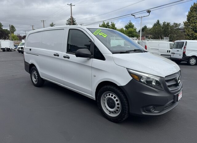 2021 Mercedes Metris Cargo Van B0118