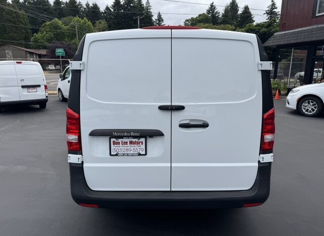 
								2021 Mercedes Metris Cargo Van full									