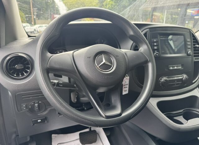 
								2021 Mercedes Metris Cargo Van full									
