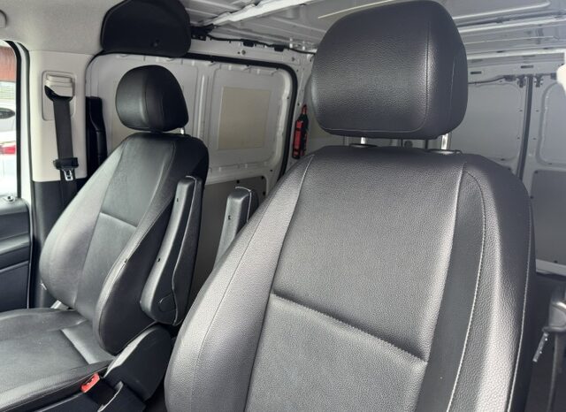 
								2021 Mercedes Metris Cargo Van full									