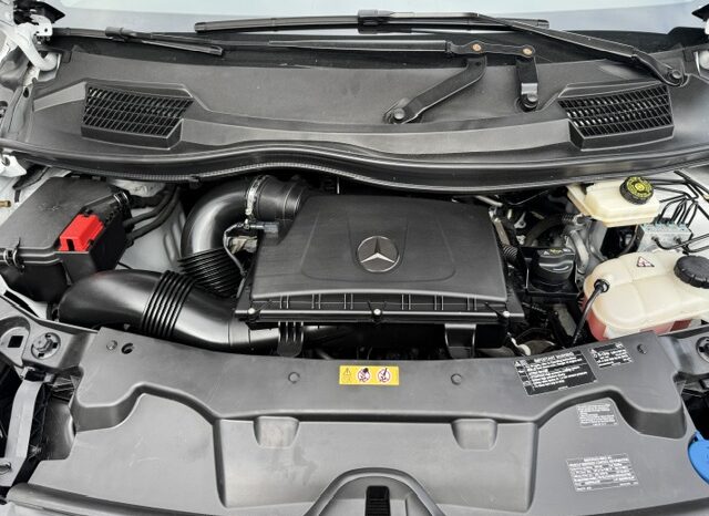 
								2021 Mercedes Metris Cargo Van full									