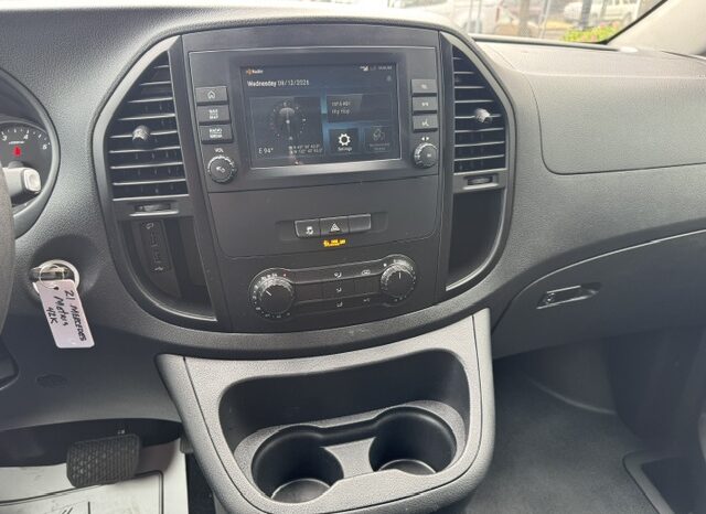 
								2021 Mercedes Metris Cargo Van full									