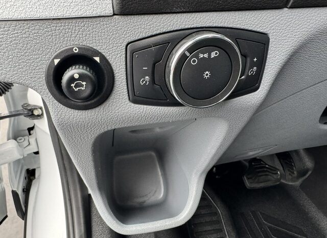 
								2019 Ford Transit 250 Medium Roof Cargo Van full									
