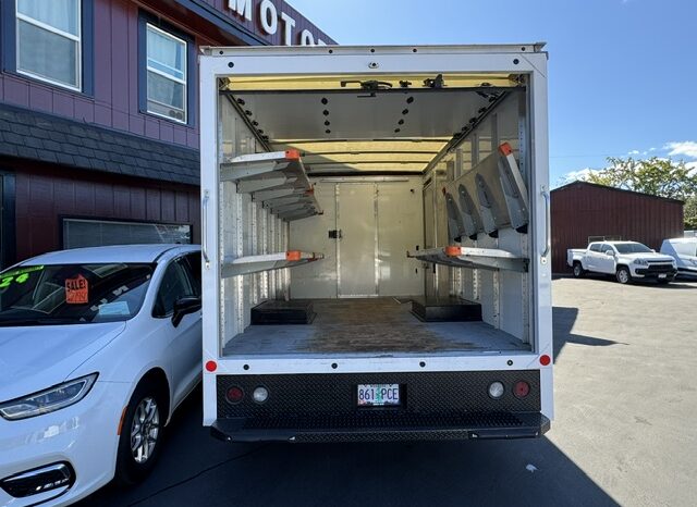 
								2021 Chevrolet Express 3500 Cutaway Van **14ft BOX** full									