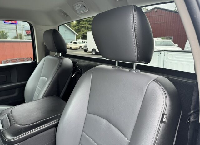 
								2022 Ram 1500 Classic Tradesman Regular Cab 4×4 Pickup full									