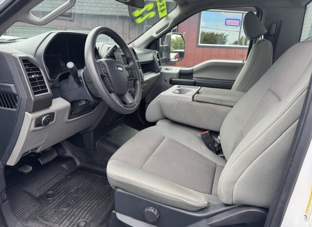 
								2022 Ford F250 Regular Cab 4×4 Truck **8ft SERVICE BODY** full									