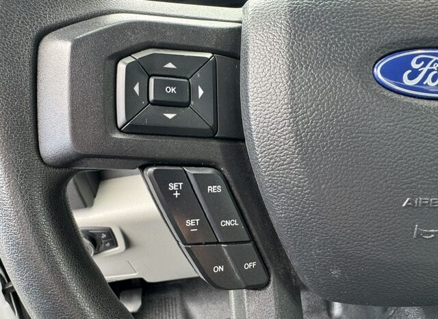 
								2022 Ford F250 Regular Cab 4×4 Truck **8ft SERVICE BODY** full									