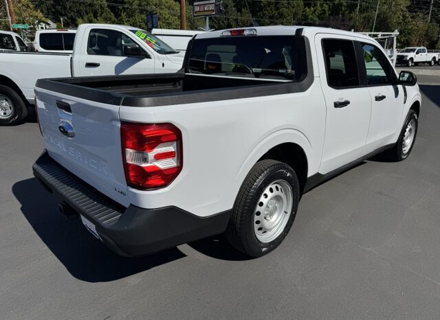 
								2022 Ford Maverick XL SuperCrew AWD Pickup full									