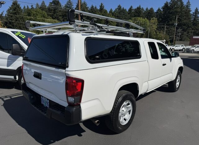 
								2023 Toyota Tacoma Access Cab Pickup full									