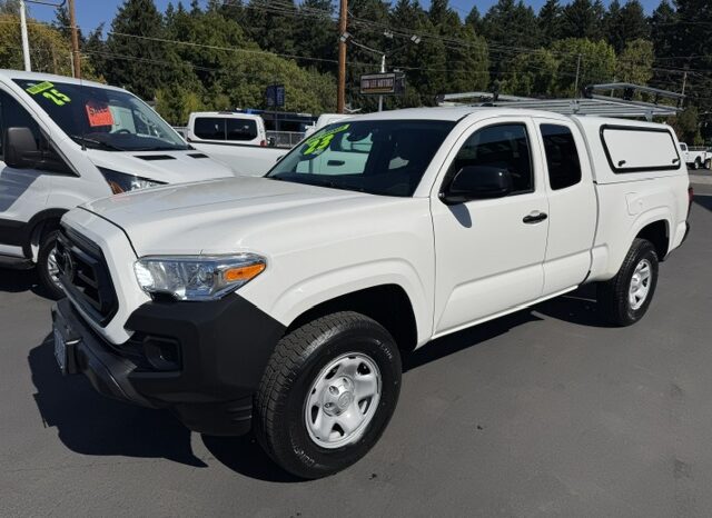 
								2023 Toyota Tacoma Access Cab Pickup full									