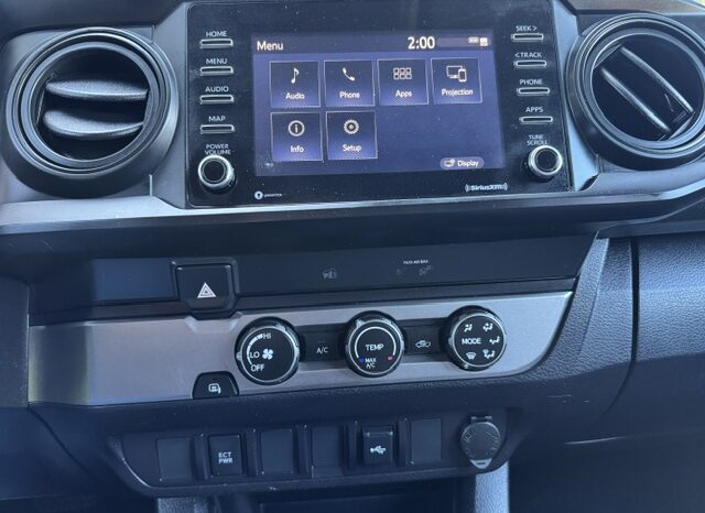 
								2023 Toyota Tacoma Access Cab Pickup full									