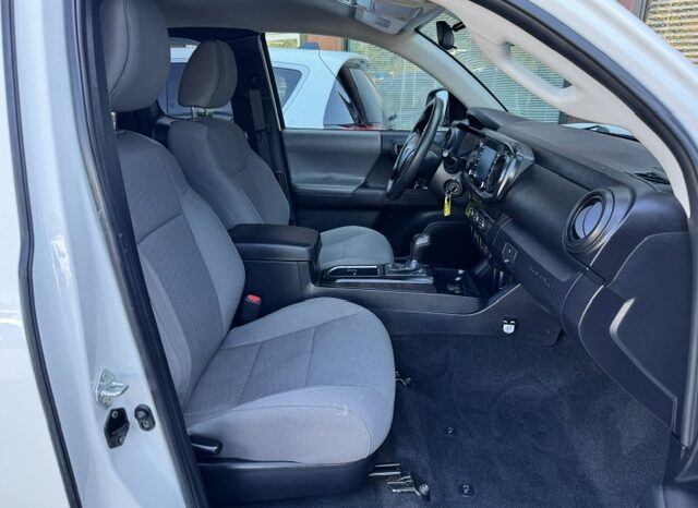 
								2023 Toyota Tacoma Access Cab Pickup full									