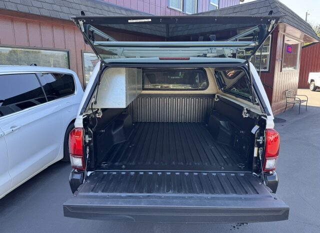 
								2023 Toyota Tacoma Access Cab Pickup full									