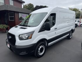 2023 Ford Transit 250 Medium Roof Cargo Van