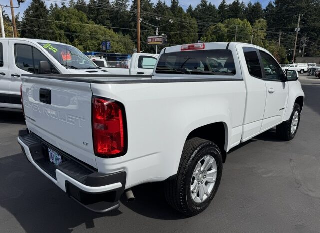 
								2022 Chevrolet Colorado Extended Cab Pickup full									