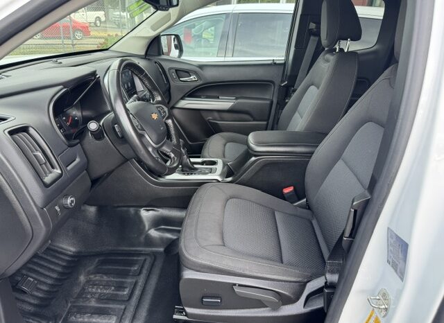 
								2022 Chevrolet Colorado Extended Cab Pickup full									