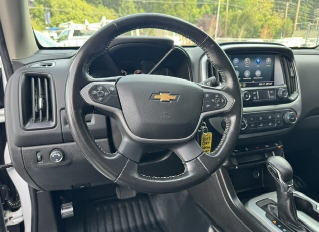 
								2022 Chevrolet Colorado Extended Cab Pickup full									